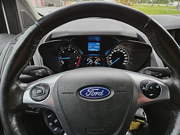 Ford Transit Connect 10 of 12