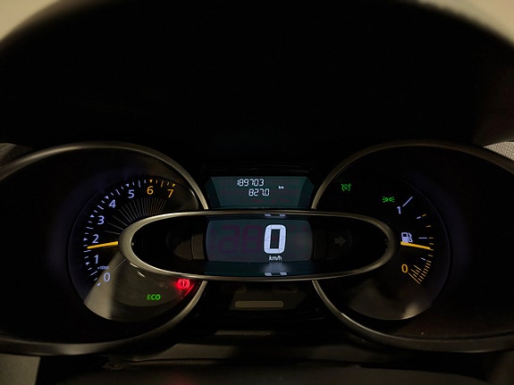 Renault Clio 13 of 23
