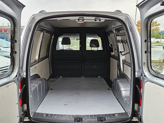 Volkswagen Caddy 8 of 11