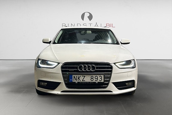 AUDI A4 AVANT 2.0 TFSI 180ch QUATTRO - E85 - XÉNON - SIÈGES CHAUFFANTS - RÉGULATEUR - JANTES 17"
