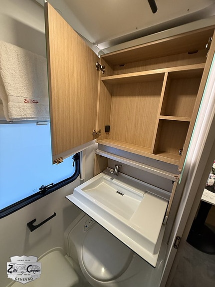 Adria ADORA 532 UL 16 of 20