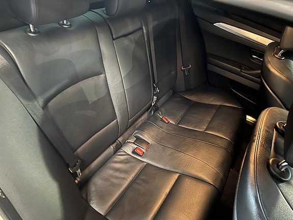 BMW 525d 8 of 12