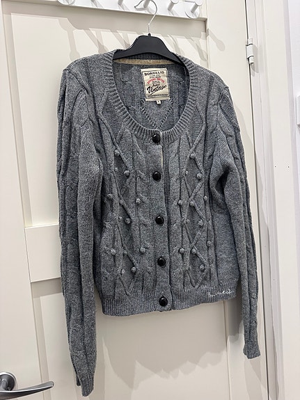 Product image 1 of 4