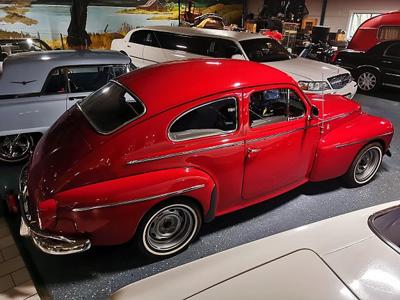 Volvo PV 4 of 11