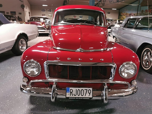 Volvo PV 2 of 11