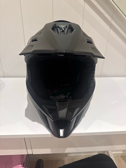 Product image 1 of 4
