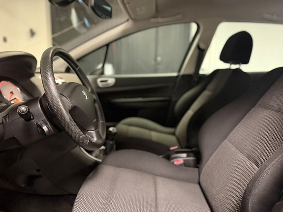 Peugeot 307 7 of 13