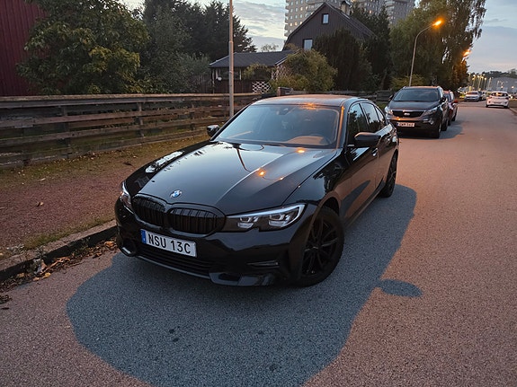 BMW 320d 17 of 19