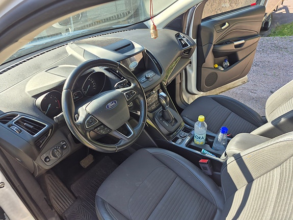 Ford Kuga 6 of 10