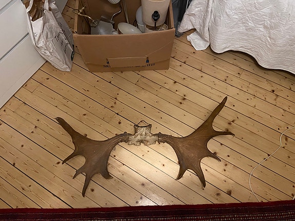 Product image 1 of 3