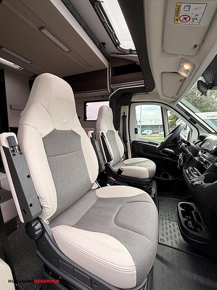 Adria MATRIX SUPREME 670 DL - Fiat MultiJet3 180HP (131 kW) HD 44H 8 of 23