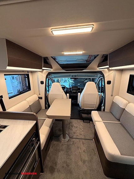 Adria MATRIX SUPREME 670 DL - Fiat MultiJet3 180HP (131 kW) HD 44H 12 of 23