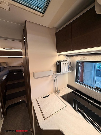 Adria MATRIX SUPREME 670 DL - Fiat MultiJet3 180HP (131 kW) HD 44H 18 of 23