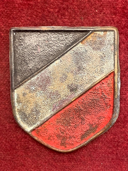 Product image 1 of 2