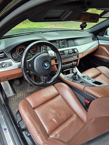 BMW 530d 8 of 12