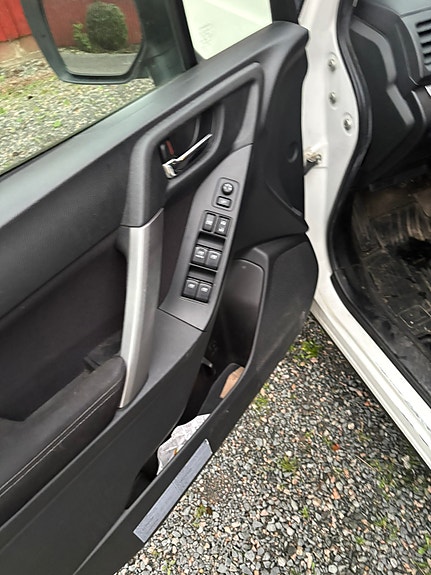 Subaru Forester 8 of 8