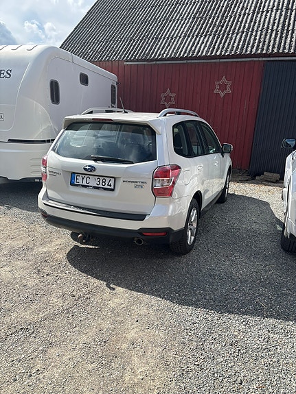 Subaru Forester 3 of 8