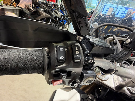 Triumph Tiger 1200 Explorer 14 of 15