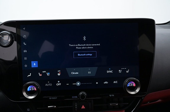 Lexus NX450h+ 15 of 27