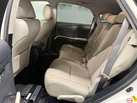 Lexus RX450h 11 of 25