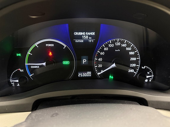 Lexus RX450h 17 of 25