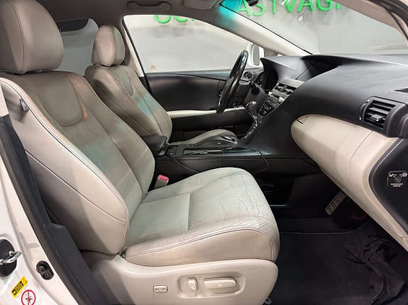 Lexus RX450h 10 of 25