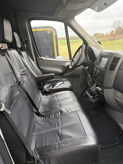 Mercedes-Benz Sprinter 311 8 of 11