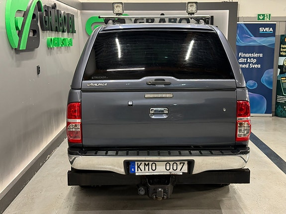 TOYOTA HILUX DOUBLE CABINE 3.0 D-4D 4X4 BVM 171 ch - CAMÉRA - ATTELAGE - 209000 km