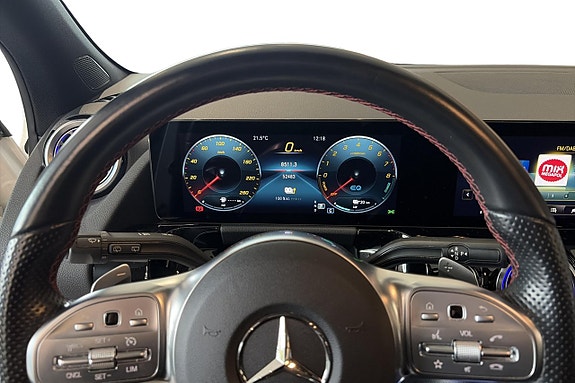 Mercedes-Benz GLA 250 e 9 of 12