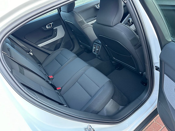 Polestar 2 13 of 29