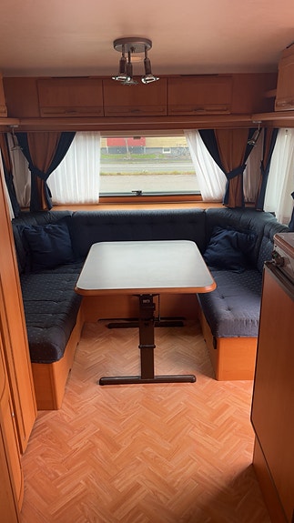 Adria Unica 562 UL 7 of 23