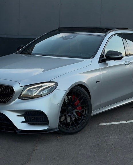 Mercedes-Benz E300 de 8 of 13