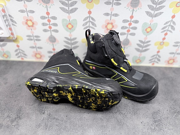 Product image 1 of 4