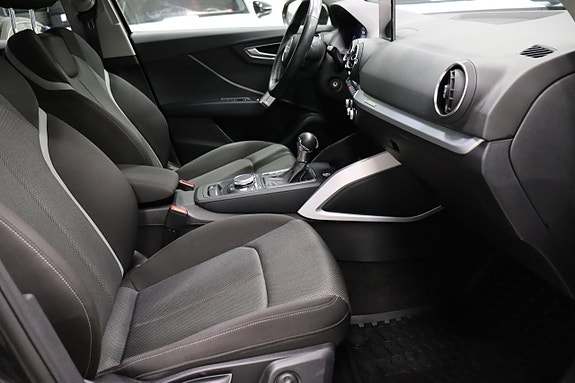 Audi Q2 8 of 25