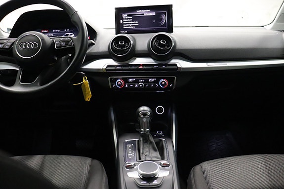 Audi Q2 13 of 25