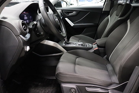 Audi Q2 7 of 25