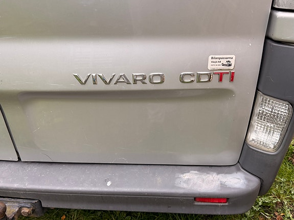 Opel Vivaro 8 of 13