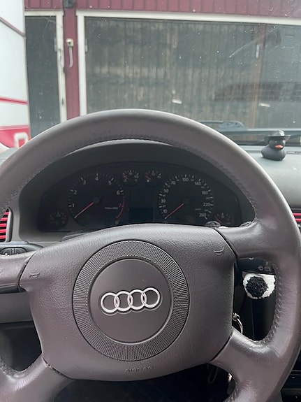 Audi A6 3 of 8