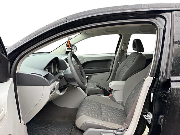 Dodge Caliber 11 of 25