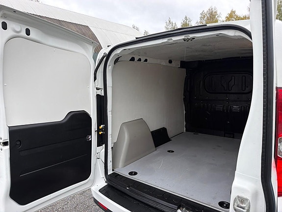 Fiat Doblo 23 of 25