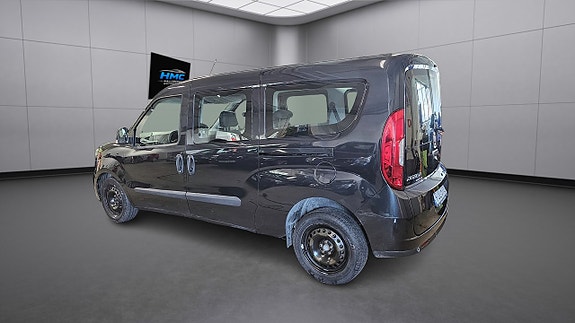 Fiat Doblo 4 of 10