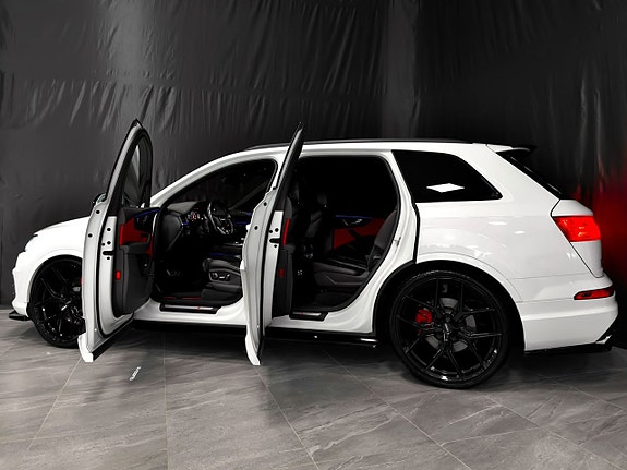 Audi SQ7 10 of 30