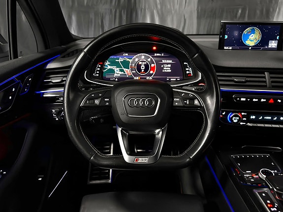 Audi SQ7 22 of 30
