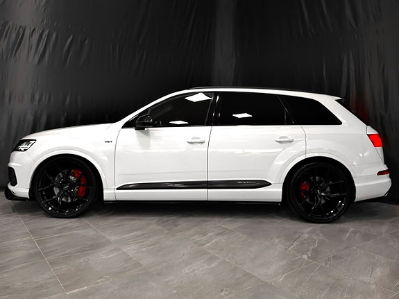 Audi SQ7 9 of 30