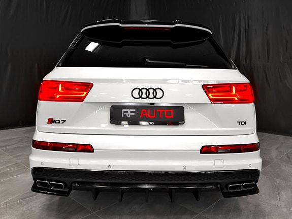 Audi SQ7 16 of 30