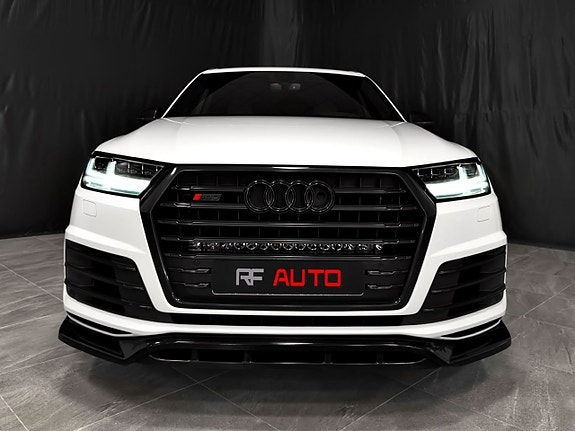 Audi SQ7 8 of 30