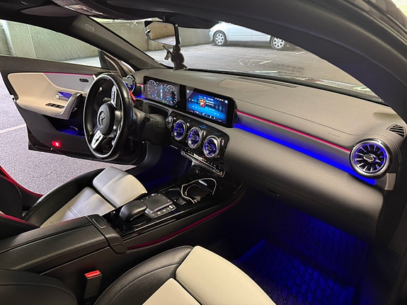 Mercedes-Benz CLA250 e 3 of 29