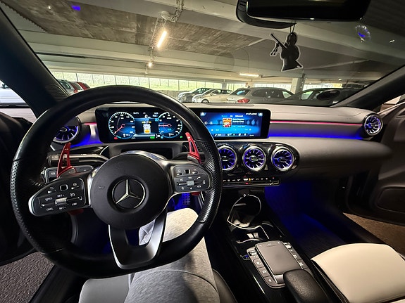 Mercedes-Benz CLA250 e 6 of 29