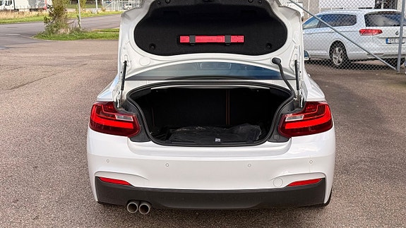 BMW 225d 27 of 30
