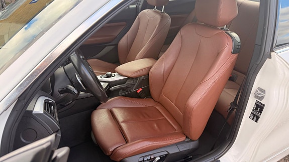 BMW 225d 9 of 30